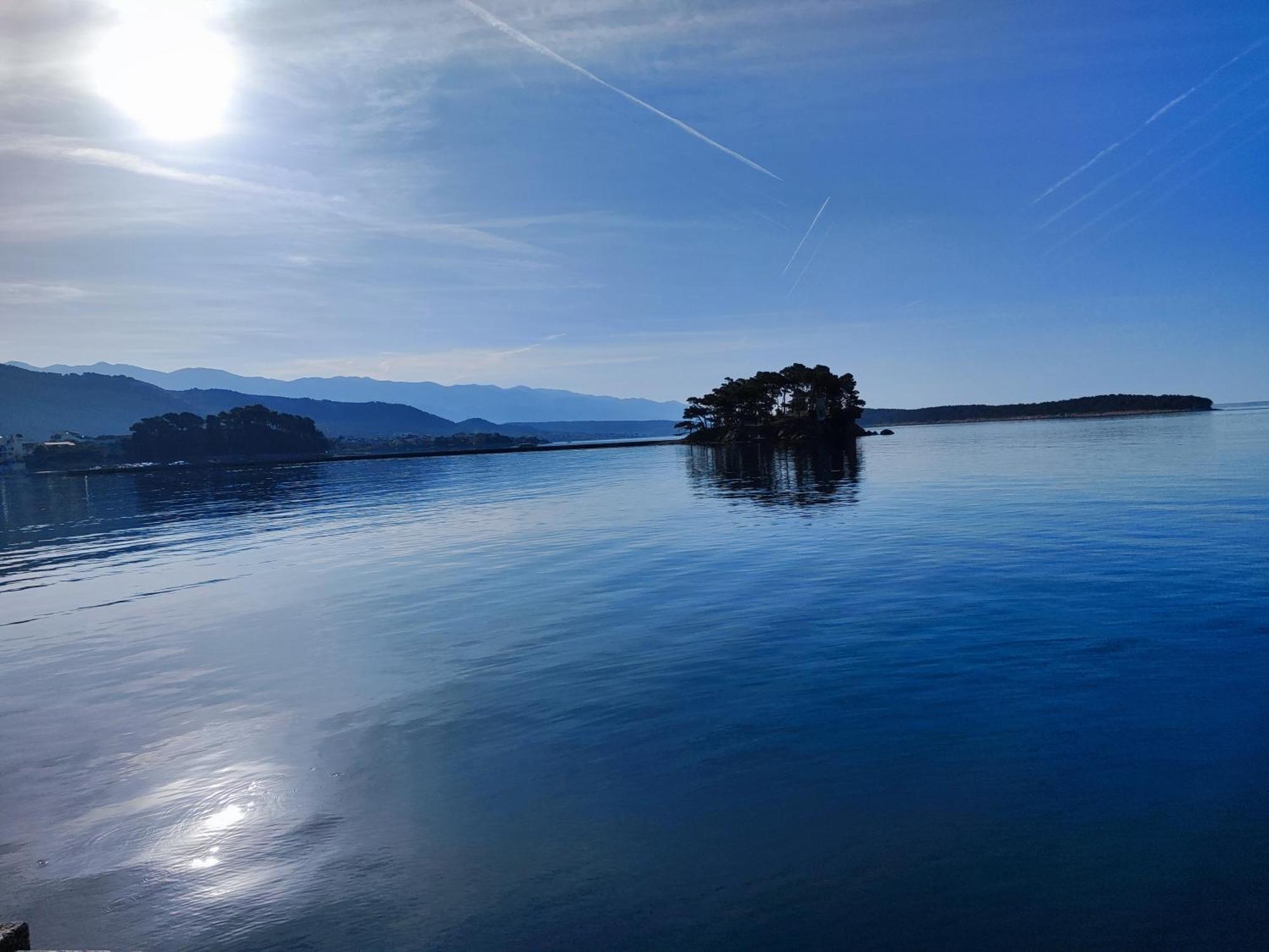 Appartamento Maslinov Hlad Barbat na Rabu Esterno foto